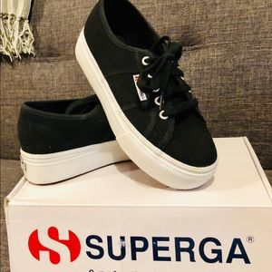 Platform Superga sneakers